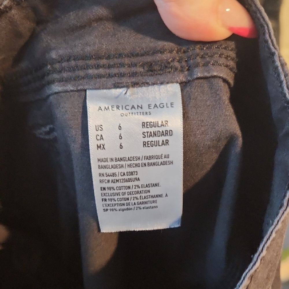 American Eagle Outfitters Black Cargo Pants - Picture 3 of 4